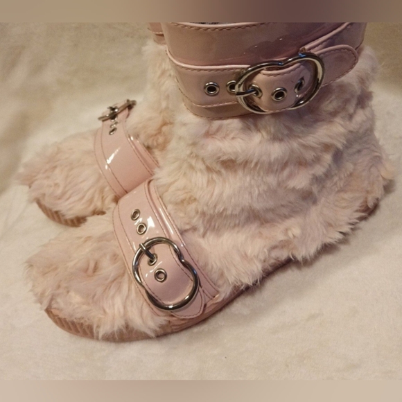 Jeffrey Campbell faux fur pink booties - Picture 1 of 11